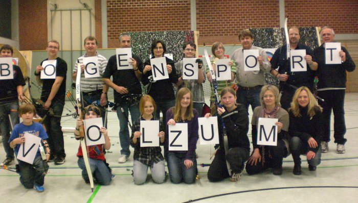 Die Gründungsmitglieder des Bogensportverein Volzum Die Gründungsmitglieder des Bogensportverein Volzum